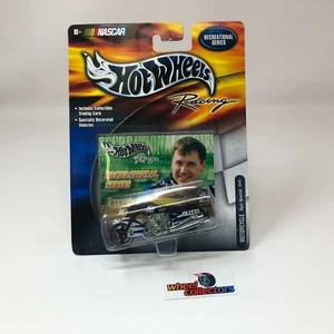 #3741  Motorcycle Ryan Newman * Hot Wheels Racing Nascar * HG17 - Picture 1 of 3