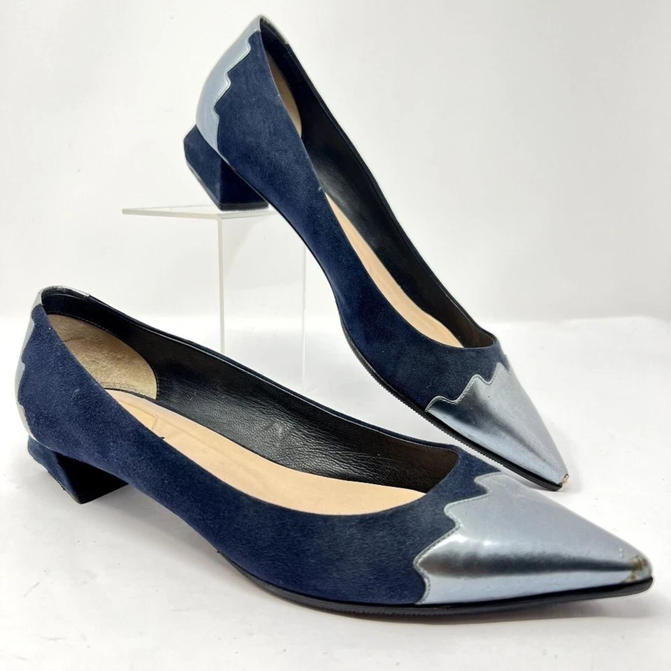 Zapatos planos Fendi de cuero de tacón bajo para mujer IT 40 punta puntiaguda sin cordones hechos en Italia Foto 1 de 4