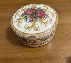Mikasa Holiday Orchard Lidded Trinket/Candy Dish Round 5" Diameter A-10 - Picture 1 of 7