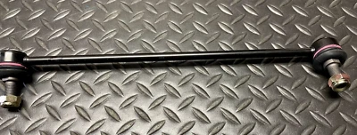 Barra estabilizadora delantera derecha Karlyn - 31356750704 / 12-704 - Se adapta a BMW X5 2000-2006 Foto 1 de 4