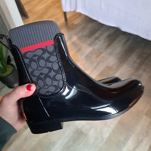 NEW Coach 7B Women's Rubber Black Red Patent Leather Rain Booties Short Logo - Picture 1 of 7