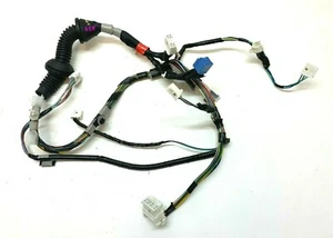 GENUINE TOYOTA AURIS OSF DRIVERS SIDE FRONT DOOR WIRING LOOM 8215102 06-12 - Picture 1 of 2