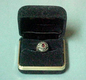 Vintage US Army Red Stone Sterling Silver Sweetheart Ring Charm Pendant w/ Box ! - Picture 1 of 4