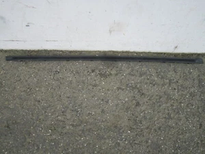em904139 Mercedes GL350 GL450 2013 2014 2016 RH Front Door Lower moulding - Picture 1 of 5
