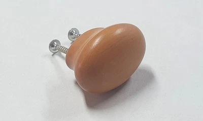 Möbelknopf - Holzimitat Erle - Kuststoff - mit 2 Schrauben - Türgriff - Bild 1 von 4