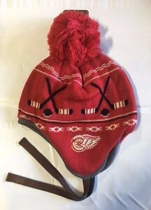 Detroit Red Wings Knit Beanie Toque Winter Hat Cap NHL New CCM Strap Earflap $24
