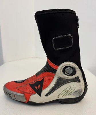 Stivale Moto Autografato Usato Da Francesco Pecco Bagnaia Motogp Signed Ducati - Immagine 1 di 4