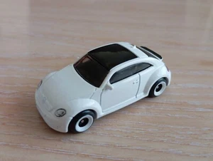 HOT WHEELS SUELTO - VW VOLKSWAGEN NUEVO BETTLE BLANCO SUELTO 1/64 *NUEVO* - Imagen 1 de 6