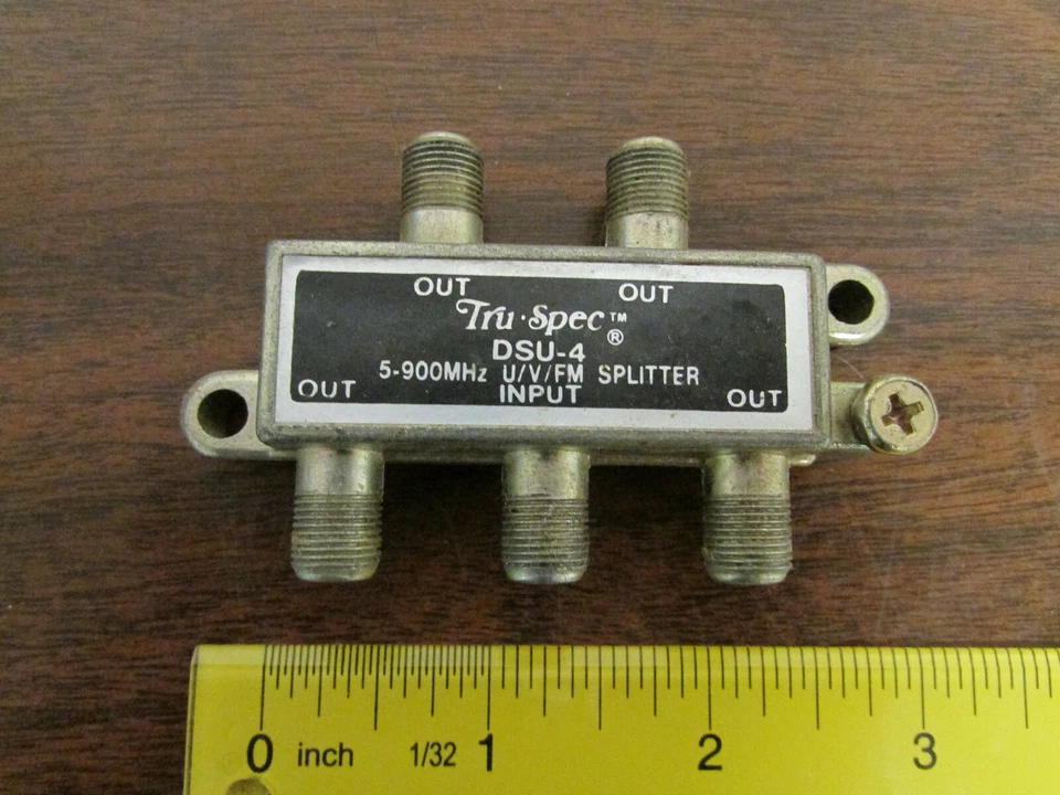 Tru Spec DSU-4 5-900MHz 4-way Diecast Cable TV U/V/FM Splitter  - Image 1 of 1