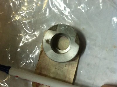 SOPORTE, EMPUJADOR EMBRAGUE KAWASAKI 13091-1018 1980-1983 KE175 Foto 1 de 3