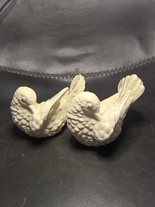 Pair of VTG Dove Bird Figurines Signed Cream Glossy  - Picture 1 of 8