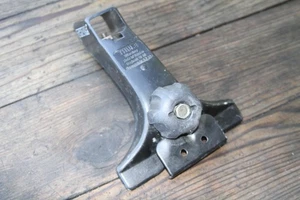 Pie Thule Sweden Hillerstorp para barras de techo SIN LLAVE USADO BUENO barra cuadrada ÚNICO - Imagen 1 de 8