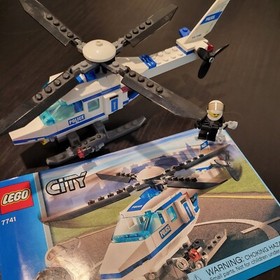 LEGO City Set 7741 Police Helicopter.  All Parts, Figure & Manual