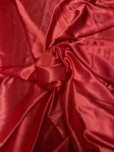 4 METRES GOOD QUALITY CREPE BACK SATIN FABRIC 150 CM WIDE RED CHEAPEST ON EBAY - Picture 1 of 3