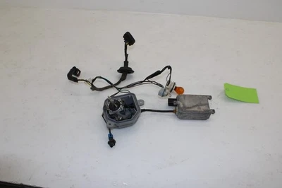 Жгут проводов/модуль для правой фары 2004-2005 Cadillac XLR NI21 от оригинального производителя - Изображение 1 из 4