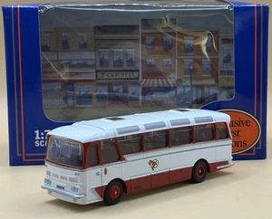 EFE 1:76 Harrington Grenadier Coach - Ellen Smith 12305DL Aintree Races - Picture 1 of 4