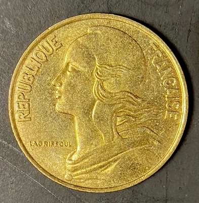 FRANCE 1994 - 10 Centimes Coin - Vey Fine shiny clean coin - aluminum/bronze - Image 1 of 2