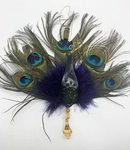 Peacock Feather, & Bird Ornaments   - Bild 1 von 18