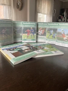 Fußball Lehr Bücher + 6 Kartotheken,siehe Fotos - Bild 1 von 13