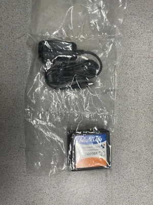 Muxlab Power Supply 5VDC/1.A US BLADE With Digital Audio Converter 500088 - Image 1 of 2