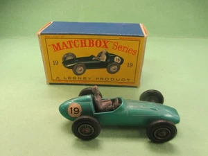 1962 Matchbox #19 ASTON MARTIN RACE CAR Original w/Nice Box - Picture 1 of 11