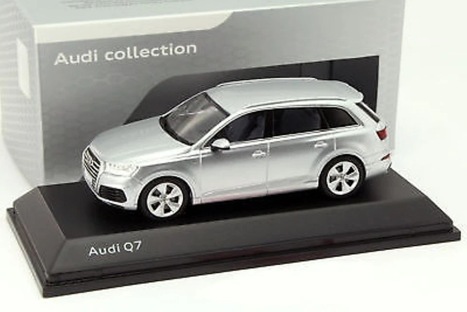 Audi Q7 quattro Typ 4M Bj. 2015-2019 Lamina Argento Spark / Minimax-Modell 1