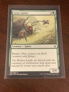 Magic the Gathering Amonkhet Giant Spider - Picture 1 of 2