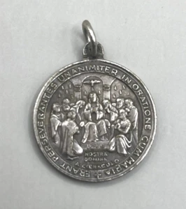 Lateinische überzogene alte religiöse Medaille Apostelgeschichte 1:14 Sie wurden mit einem erhalten... - Bild 1 von 5