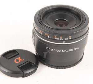 Sony 30mm F2.8 AF lens full frame for Sony A Mount (0012BL) - Picture 1 of 4