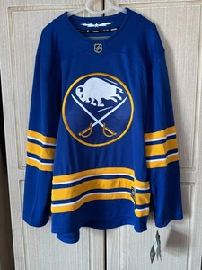 Buffalo Sabres NHL Jersey Men's Fanatics Home Breakaway jersey - BNWT - Picture 1 of 6