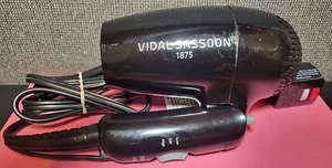 Vidal Sassoon schwarz kompakt klappbar Reise-HAARTROCKNER 1875 Watt VSDR5523 - Bild 1 von 1