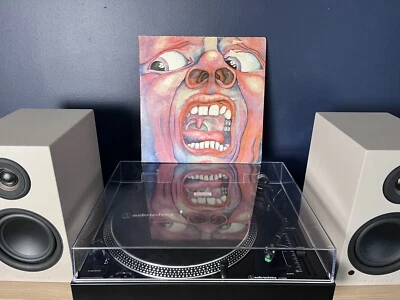 King Crimson In The Court Of / Larks’ Tongue In Aspic UK 1980 Mispress VG+/VG - Image 1 of 4