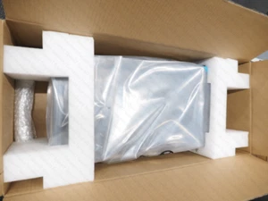 P00682-B21 HPE EL1000 23inch 2-Post Rack Mount. | REF - Afbeelding 1 van 1