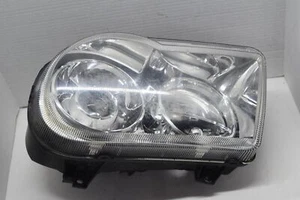 2005-2007 CHRYSLER 300 FRONT LEFT HEADLAMP HEADLIGHT HALOGEN OEM 9257 - Picture 1 of 7
