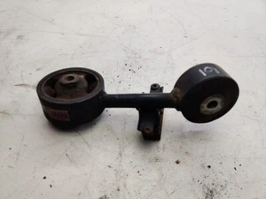LEXUS RX300 UPPER ENGINE MOUNT BRACKET - Picture 1 of 1