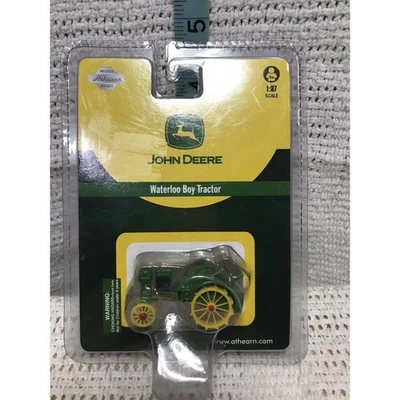 JOHN DEERE WATERLOO BOY TRACTOR 2005 # 7702 Scale 1:87 - Image 1 of 4