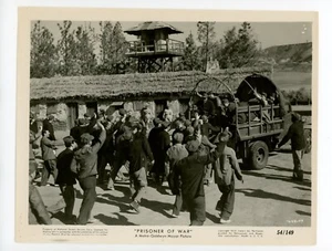 PRISIONERO DE GUERRA Orig. Foto publicitaria de película 1954 Ronald Reagan - Imagen 1 de 2