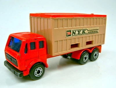 Matchbox Superfast Nr. 42C Mercedes Container Truck rot "NYK" - Bild 1 von 4