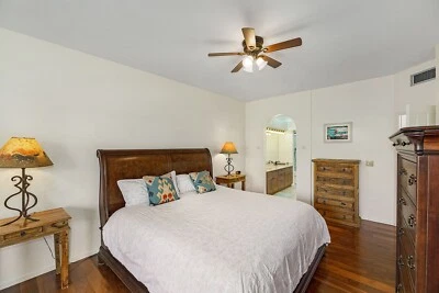 Thomasville Deschanel King Bed/Chest, 2 Southwestern Lamps, Chest & End Tables - Image 1 of 2