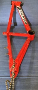 Vintage 1995 Redline BMX Red Bike Frame With Chain - Picture 1 of 13