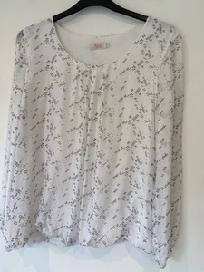 Renee Made in Italy Ladies Blouse. White and Grey. Size L. Silk Blend - Picture 1 of 9