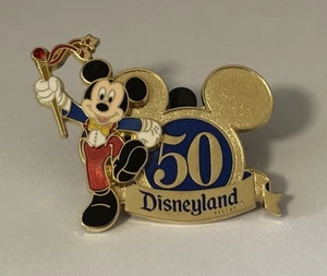 Broche revers large Disneyland 50e anniversaire Mickey Mouse 1,75" - Photo 1/5