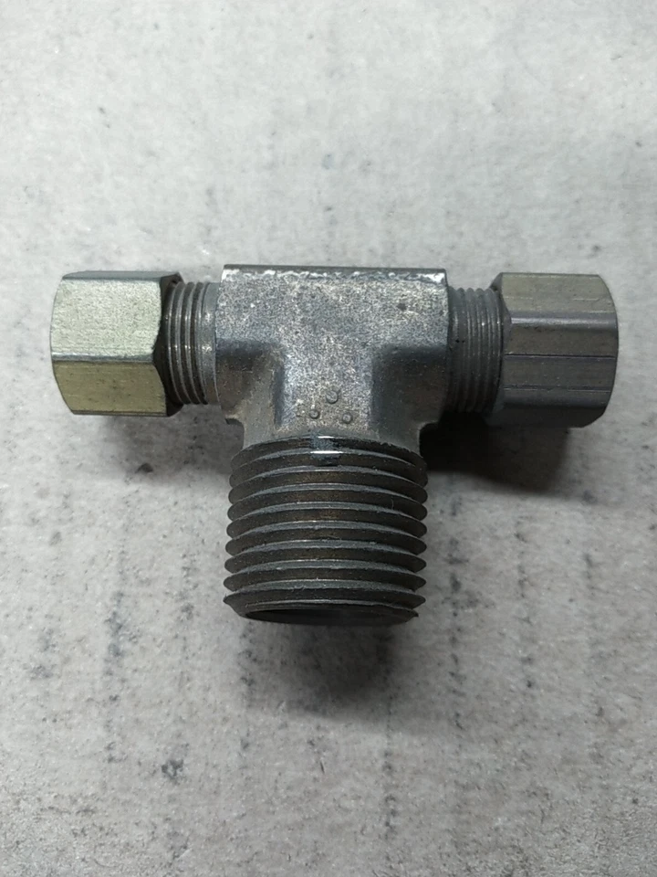 372-06-06-08 Brass 3/8" Compression Pipe Branch Tee Fitting x 1/2 Male NPT - Image 1 of 1