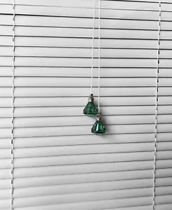 Green-Set of 2 Gorgeous Acrylic Crystal Diamond Window Blind /Shade/Pulls - Picture 1 of 11