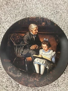 Placa de coleccionista Norman Rockwell The Young Scholar 1991 de Knowles - Imagen 1 de 3
