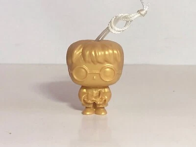 2024 Limited Edition VT413 Golden Harry Potter Kinder Joy Funko WBEI + “K” - Imagen 1 de 4