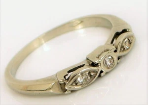VTG DESIGNER SIGNED 14K WHITE GOLD BEAUTIFUL DAINTY DIAMOND ACCENT RING SZ 5.25 - Picture 1 of 2