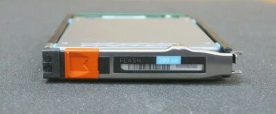 EMC 200GB Flash SAS 2.5" Solid State Drive SSD 005050502 V3-2S6F-200E V2-2S6F-20 - Image 1 of 3