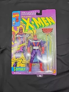 X-Men SENYAKA (Whip Snapping Action) + Card Toy Biz 1994 MINT - Picture 1 of 2