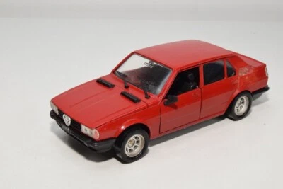 B71 1:25 POLISTIL S601 S 601 S-601 ALFA ROMEO GIULIETTA 1.6 RED EXC. COND. - Immagine 1 di 4